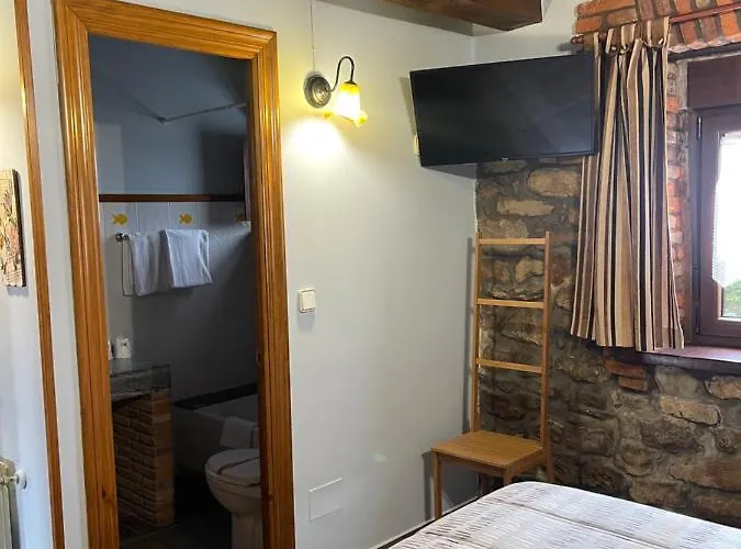 La Llosa De Viveda - Adults Only * Santillana del Mar